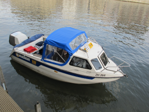 praktische Motorbootprüfung günstig - Motorbootkurs Zürichsee - A Schein Ausbildung in einer Woche